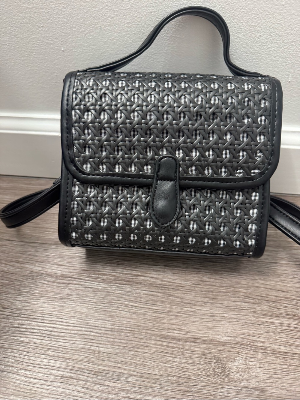l*space Black Woven Flap Crossbody Bag